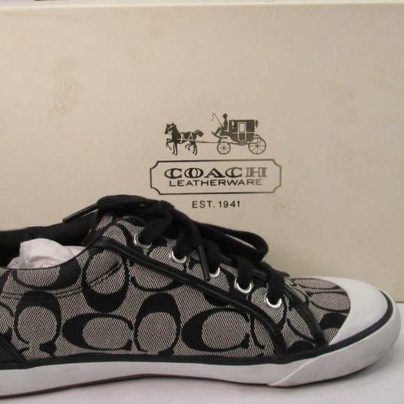 Designer coach ladies footwear with free gift - Picture 2 of 5